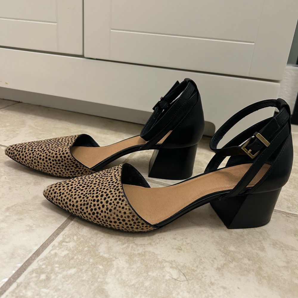 Crown vintage women’s cheetah heels